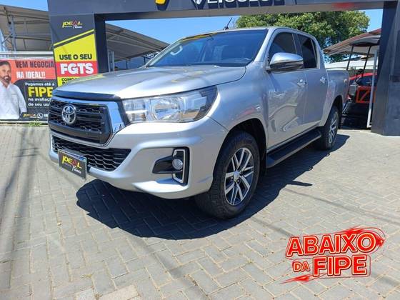 TOYOTA HILUX 2.7 SRV 4X2 CD 16V FLEX 4P AUTOMÁTICO TOYOTA HILUX 2.7 SRV 4X2 CD 16V FLEX 4P AUTOMÁTICO
